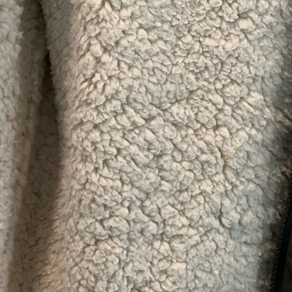 Mid length reversible  Sherpa lined winter coat - Picture 2 of 6